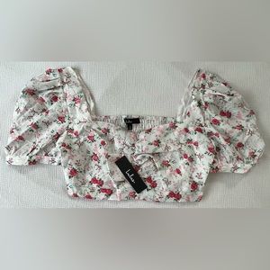 LULU’S Cute Factor Floral Print Puff Sleeve Crop Top